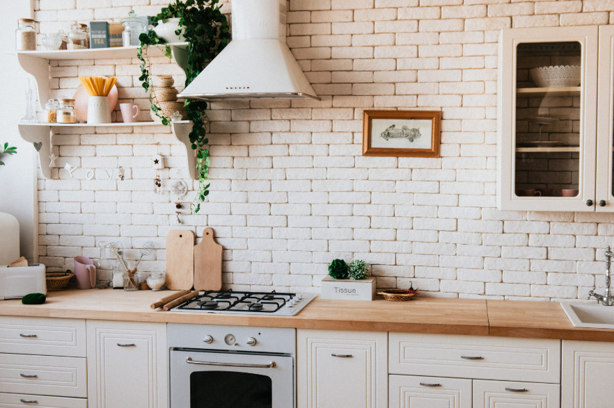 kitchen backsplash installation